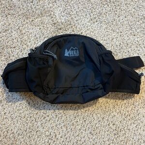 REI Trail 5 Fanny Waist Pack Bum Bag Backpacking Hiking Running